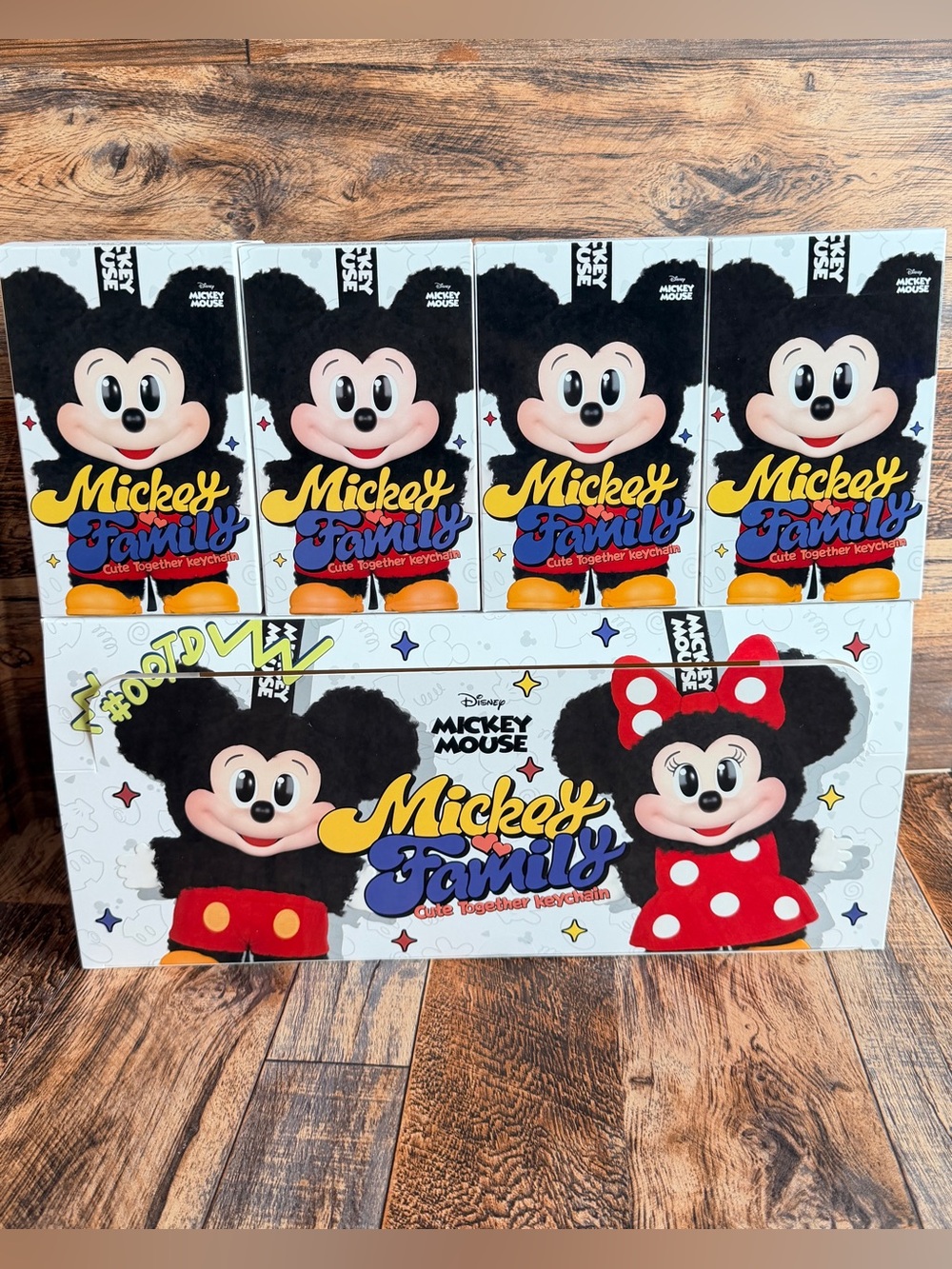 Disney x POP MART, Keychain Bundle